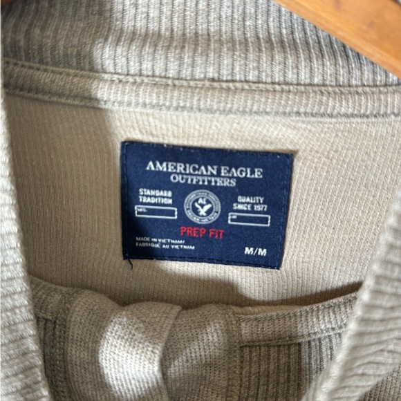American Eagle Men’s Long sleeve - Picture 3 of 4